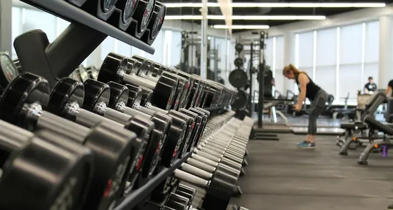 Spor salonunda antrenman